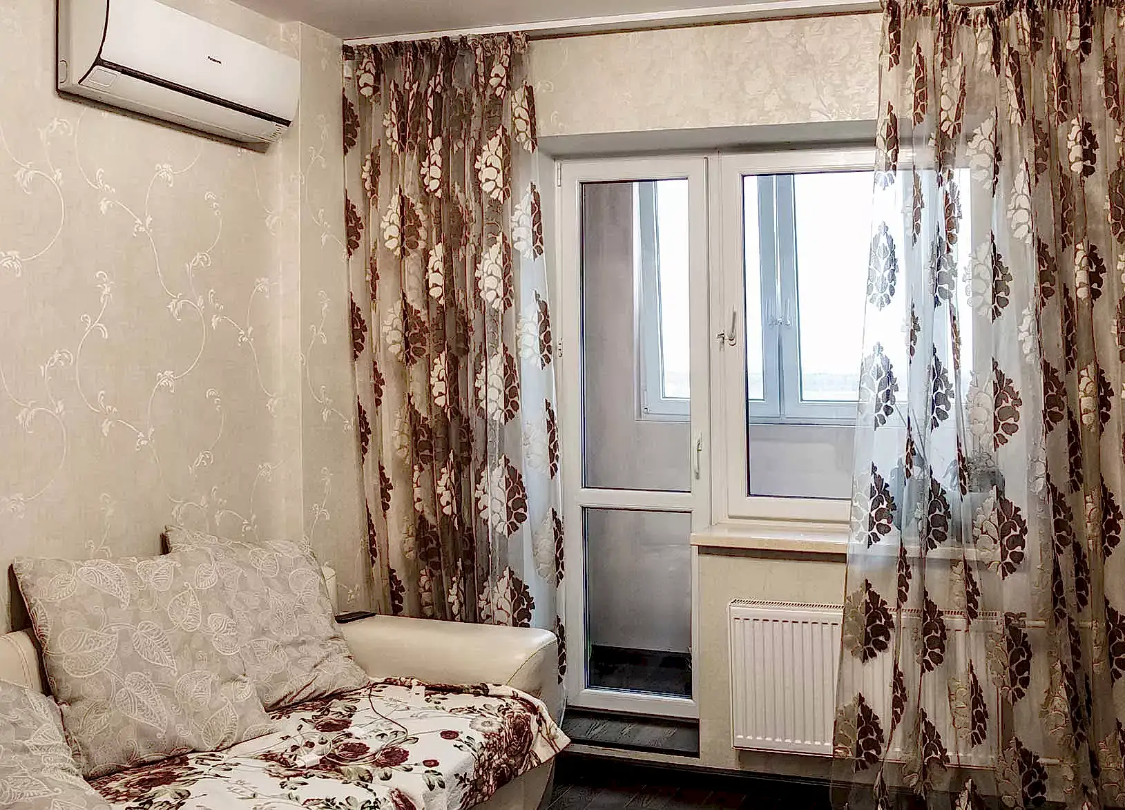 Установка балконного блока в квартире 